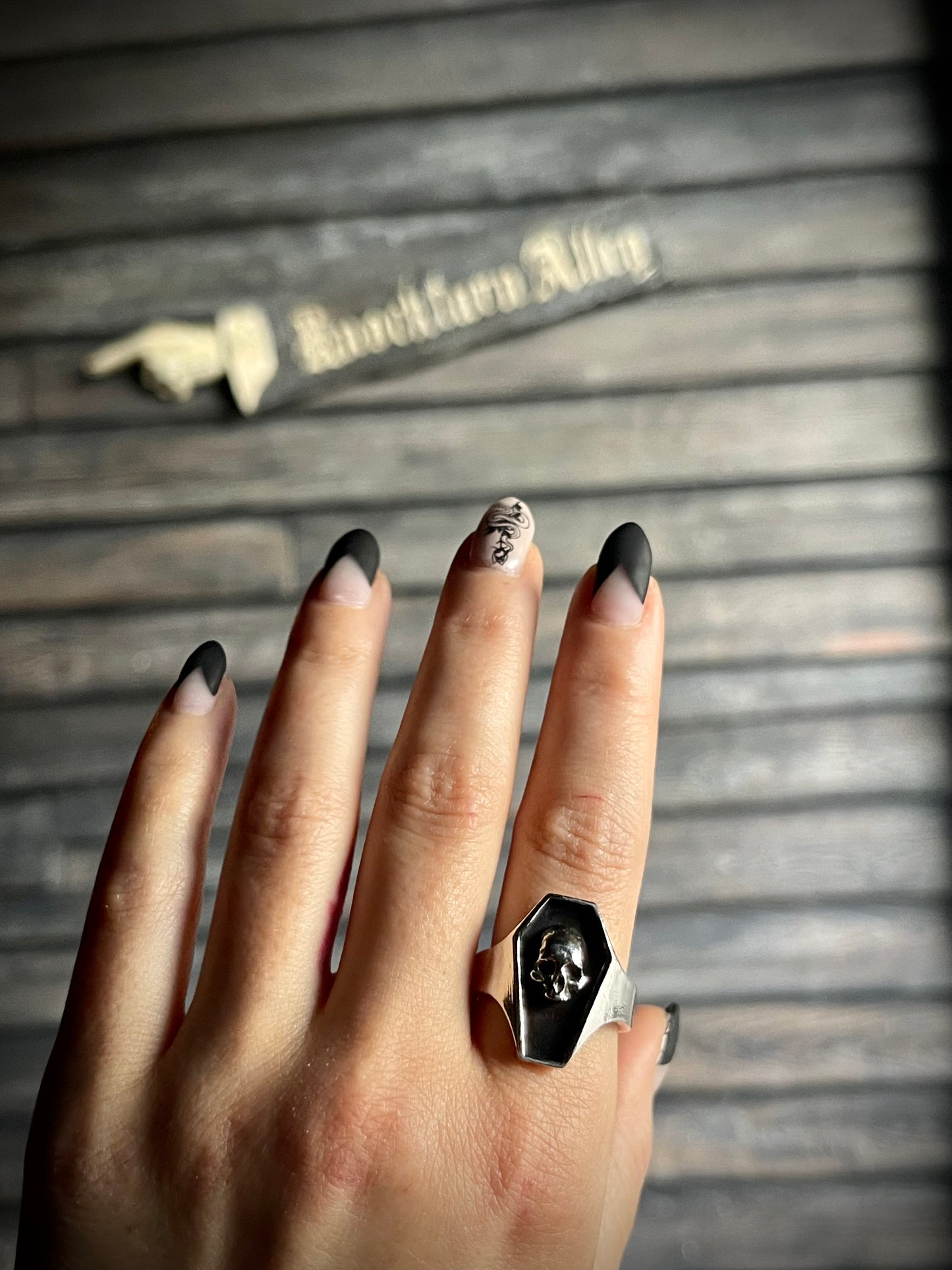 Skull Tomb Signet