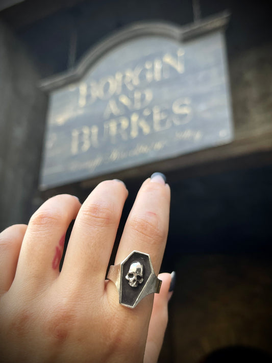 Skull Tomb Signet
